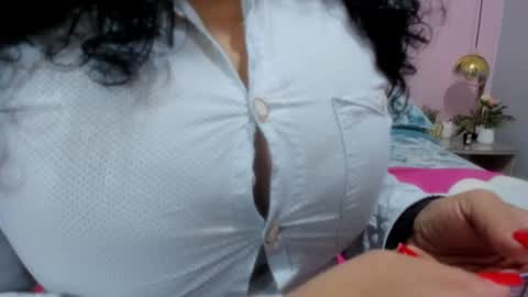 Snapshot of 00valeriasexxx chatting on January 2025 12:13:01 PM Valeria online show from January 2025 12:13:01 PM
