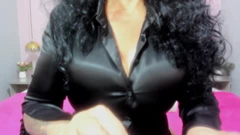 Snapshot of 00valeriasexxx chatting on February 2025 01:41:02 PM Valeria online show from February 2025 01:41:02 PM