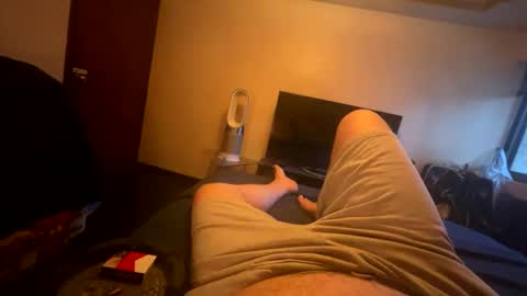 010_uwu online show from April 2026 01:05:01 AM