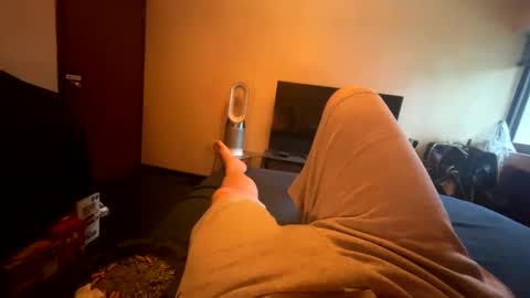 010_uwu online show from April 2026 11:06:01 PM