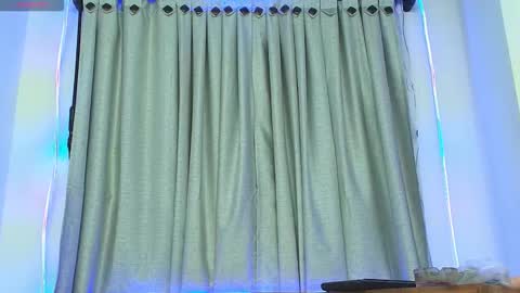 Snapshot of 01klhoe01 chatting on November 2025 11:47:01 PM Klhoe Carter 3 online show from November 2025 11:47:01 PM