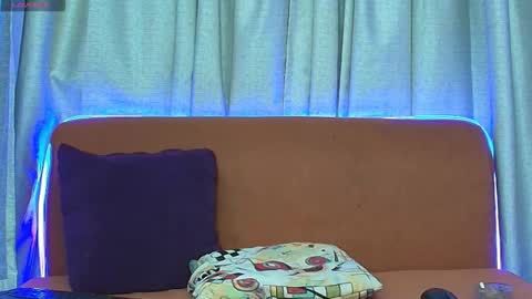 Snapshot of 01klhoe01 chatting on November 2025 01:59:01 AM Klhoe Carter 3 online show from November 2025 01:59:01 AM