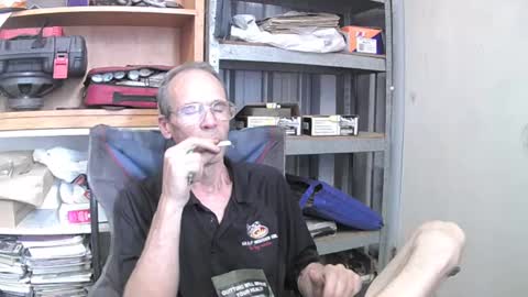 Snapshot of 04oldskool chatting on December 2024 01:03:02 AM 04oldskool online show from December 2024 01:03:02 AM