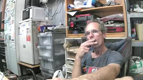 Snapshot of 04oldskool chatting on January 2025 01:11:01 AM 04oldskool online show from January 2025 01:11:01 AM