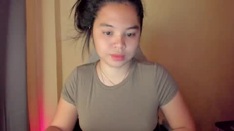 Snapshot of 0wwlo0k chatting on December 2025 04:39:02 AM 0wwlo0k online show from December 2025 04:39:02 AM