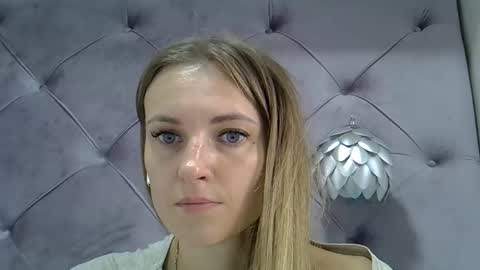 Snapshot of 11alina chatting on October 2025 06:54:02 AM 11alina online show from October 2025 06:54:02 AM