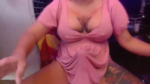 Snapshot of 11inchmonstercock4u chatting on December 2025 12:49:02 AM i am trixie im Your Selfsucking Mistress online show from December 2025 12:49:02 AM