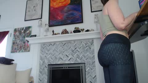 Aurora Willows online show from January 2025 04:20:01 PM