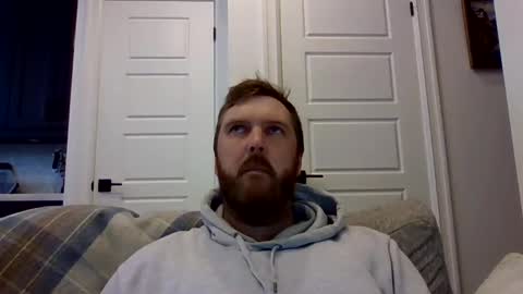 Snapshot of 123holt123 chatting on March 2025 08:42:02 PM 123holt123 online show from March 2025 08:42:02 PM