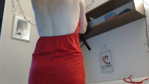 12ennie online show from November 2025 06:13:01 AM