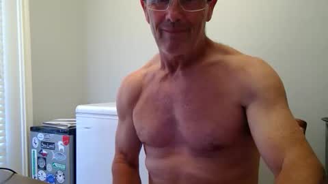 Snapshot of 13glanmorfa chatting on October 2025 08:21:02 PM 13glanmorfa online show from October 2025 08:21:02 PM