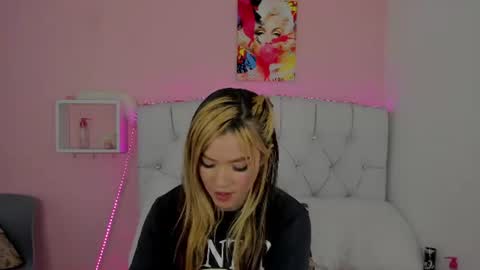 18candy online show from June 2026 10:32:02 PM