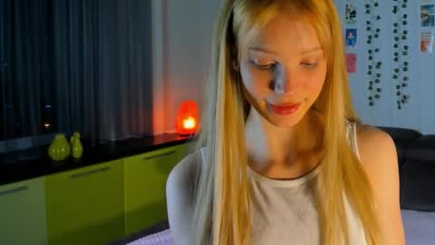 Snapshot of 18kira18 chatting on March 2026 06:29:02 PM Kira online show from March 2026 06:29:02 PM