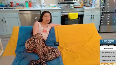 Tong  Ralph online show from April 2026 02:27:02 AM