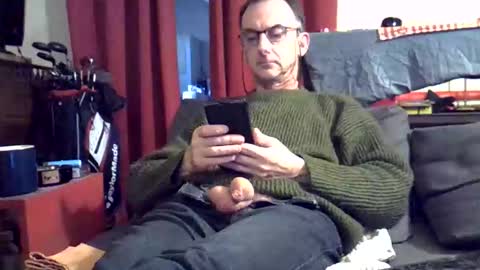 18remy45 online show from April 2026 03:31:02 PM