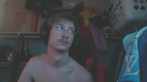 Snapshot of 18str8igcock chatting on January 2025 03:34:02 AM 18str8igcock online show from January 2025 03:34:02 AM