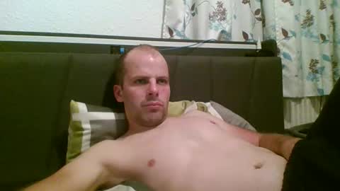 Snapshot of 19berni91 chatting on October 2025 07:26:02 PM berni online show from October 2025 07:26:02 PM