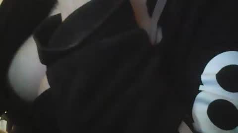 Deluxepussy online show from October 2025 06:30:01 PM