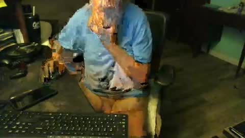 Snapshot of 1handyanddee chatting on October 2025 03:17:01 AM 1handyanddee online show from October 2025 03:17:01 AM