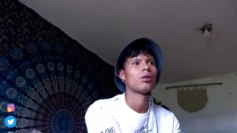 1hannafordxxx online show from October 2025 07:03:02 PM