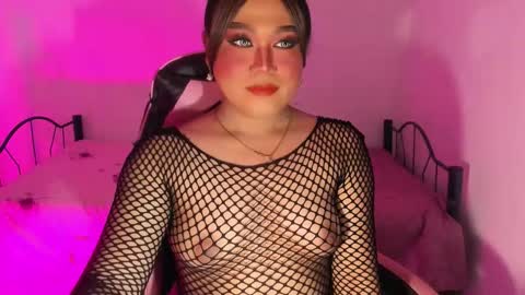 1lovelymess online show from October 2025 02:41:02 AM