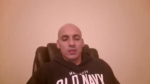 Snapshot of 1luv2cum chatting on January 2026 06:37:02 AM sabotagegoat online show from January 2026 06:37:02 AM