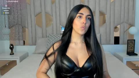 Snapshot of 1m_valery chatting on December 2024 12:40:02 PM Valery online show from December 2024 12:40:02 PM