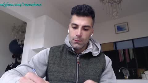Snapshot of 1manshow11 chatting on December 2024 09:02:02 AM 1manshow11 online show from December 2024 09:02:02 AM
