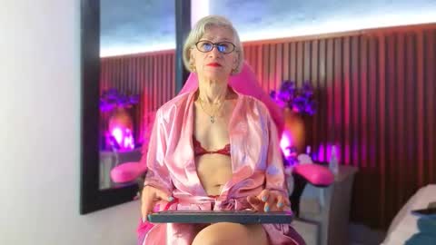 Miss Monserrate online show from March 2026 01:17:02 PM