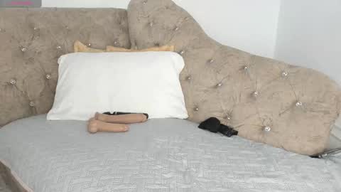 Luisa online show from February 2025 07:42:02 AM