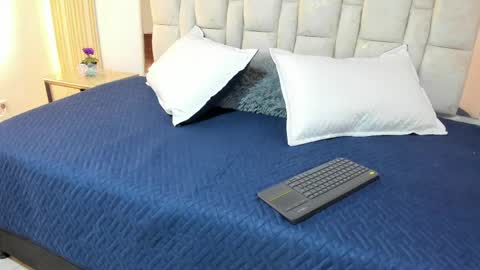 Snapshot of 1naughty_milf chatting on May 2026 11:29:02 AM Luisa online show from May 2026 11:29:02 AM