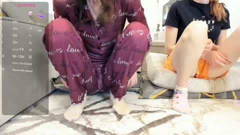 molly online show from April 2026 06:38:02 PM