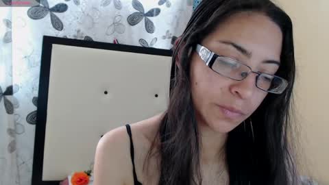 paola online show from April 2026 05:01:02 PM