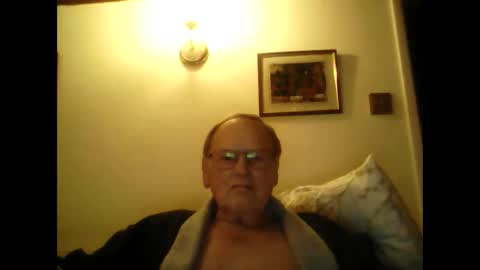 Snapshot of 1shorty chatting on December 2024 07:54:02 PM 1shorty online show from December 2024 07:54:02 PM