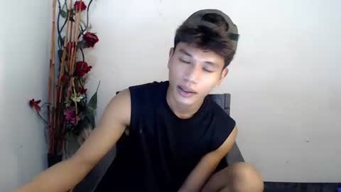 Snapshot of 1sweetloverxx chatting on February 2026 12:01:02 PM 1sweetloverxx online show from February 2026 12:01:02 PM