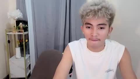 1sweetloverxx online show from April 2026 10:07:02 PM