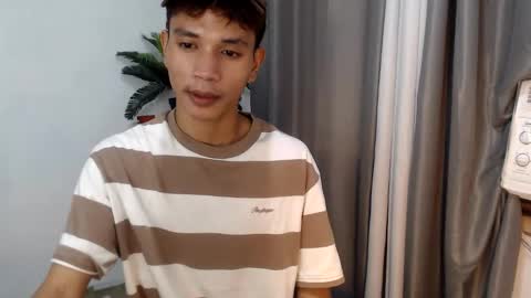 1sweetloverxx online show from June 2026 02:29:01 AM
