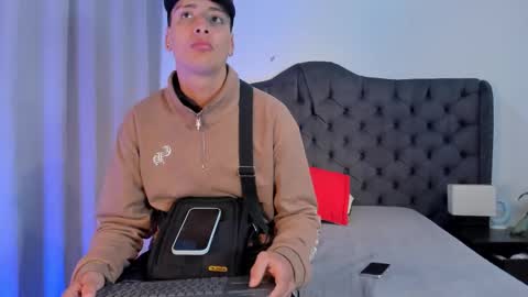 Snapshot of 1threestar chatting on January 2026 12:21:01 PM 1Threestar online show from January 2026 12:21:01 PM