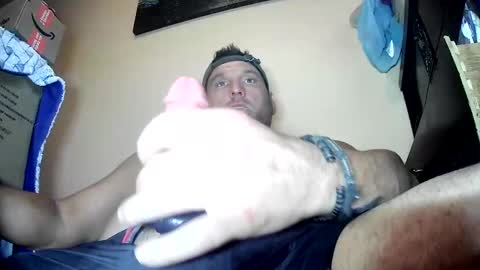 Snapshot of 1weetodid chatting on December 2024 01:47:01 PM iweetodid online show from December 2024 01:47:01 PM