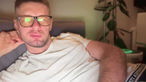 Romano online show from February 2025 09:18:01 PM