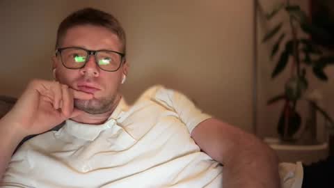 Romano online show from March 2025 08:48:01 PM