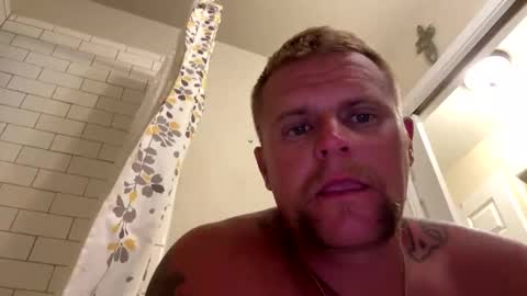 Snapshot of 22bigelo2316 chatting on October 2025 01:28:01 AM 22bigelo2316 online show from October 2025 01:28:01 AM