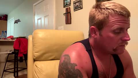 Snapshot of 22bigelo2316 chatting on November 2025 08:58:01 AM 22bigelo2316 online show from November 2025 08:58:01 AM