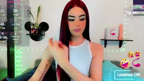 IVANA SICONYKS online show from February 2025 07:58:01 PM