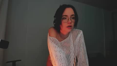 Snapshot of 2b_ chatting on October 2025 04:09:01 AM Sasha weekend from 14 to 27 November online show from October 2025 04:09:01 AM