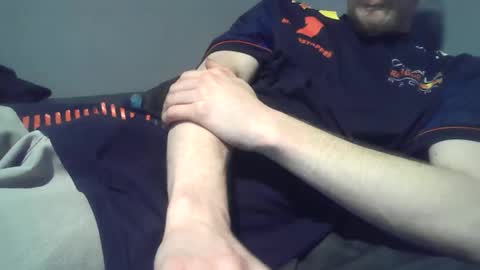 Snapshot of 2big2hype chatting on March 2026 05:22:01 AM cheif online show from March 2026 05:22:01 AM