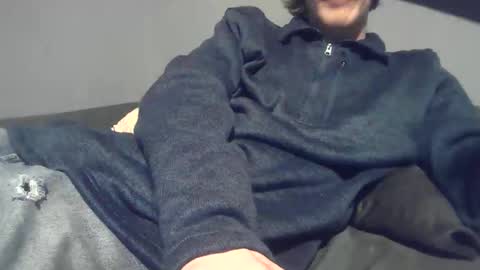 Snapshot of 2big2hype chatting on March 2026 01:31:02 AM cheif online show from March 2026 01:31:02 AM