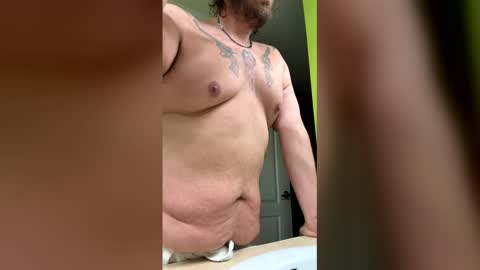 Snapshot of 2dirtyhillbillies chatting on May 2026 10:42:01 AM ThrillBilly online show from May 2026 10:42:01 AM