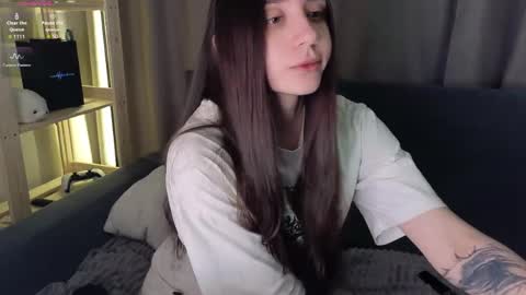 Lina       free control in pvt online show from April 2026 12:15:01 PM