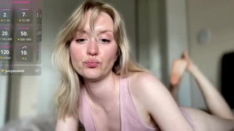 Snapshot of 2kepler22b chatting on September 2025 01:12:01 PM  . online show from September 2025 01:12:01 PM